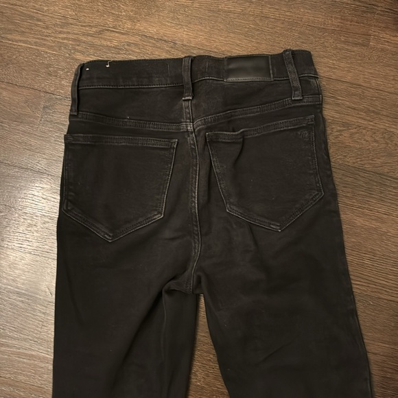Madewell Cali Demi-Boot Jeans in Berkeley Black: Chewed-Hem Edition - Picture 10 of 10